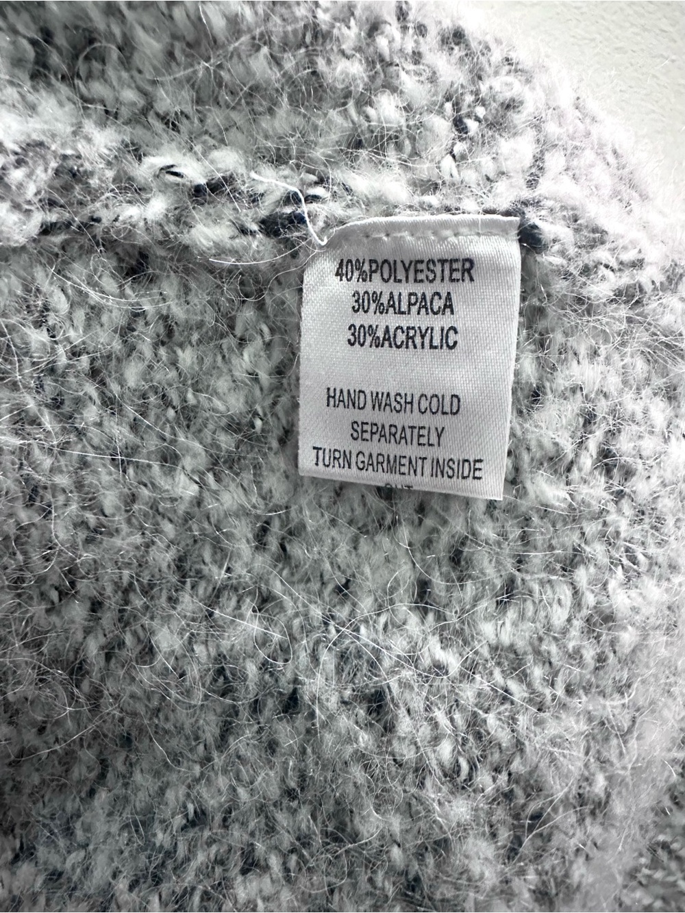 Wilsons of Wickford women’s gray Cardigan Sweater size medium - Picture 4 of 9
